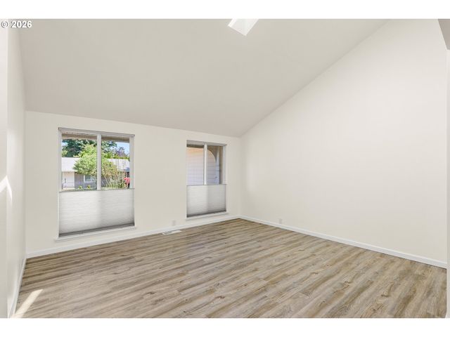 1522 Ne 21ST St, Gresham, OR 97030