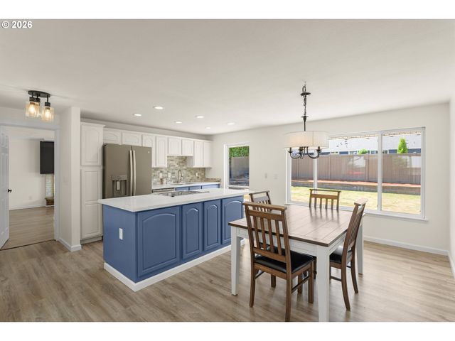 1522 Ne 21ST St, Gresham, OR 97030