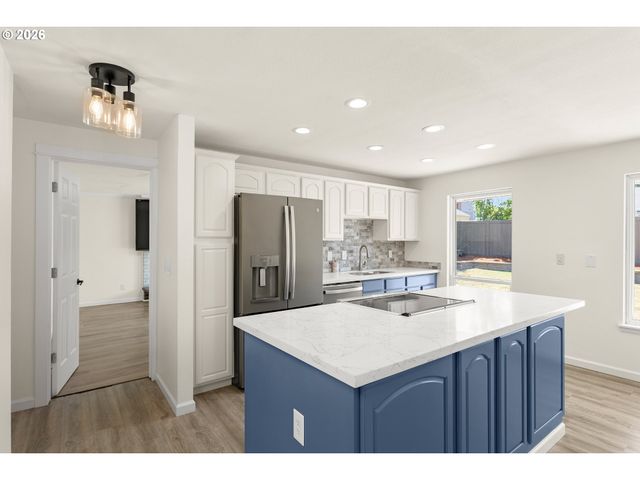 1522 Ne 21ST St, Gresham, OR 97030