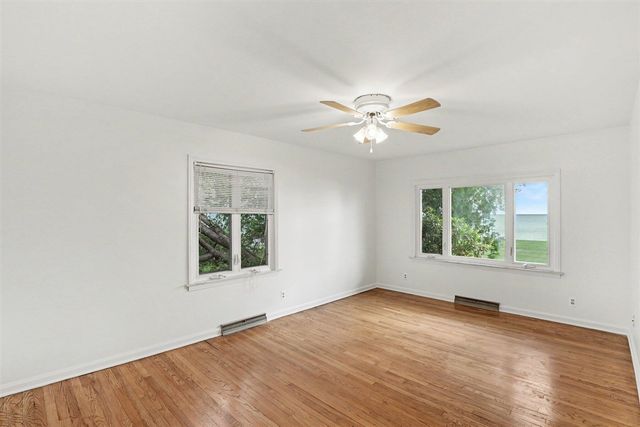 6458 Lakeshore Road, Lakeport, MI 48059