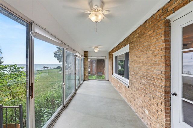6458 Lakeshore Road, Lakeport, MI 48059