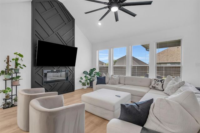 2428 Mankato Drive, Fort Worth, TX 76179