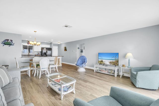 520 Gulf Shore Drive 204, Destin, FL 32541