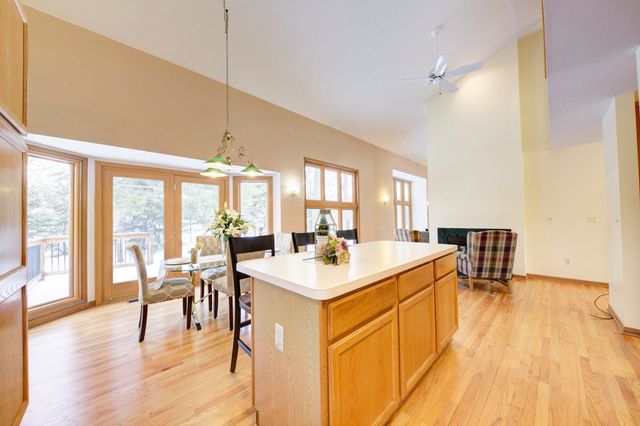 825 Brookside Drive, Ann Arbor, MI 48105