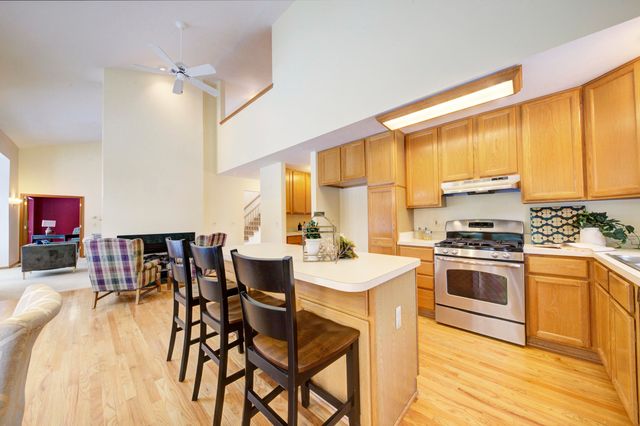 825 Brookside Drive, Ann Arbor, MI 48105