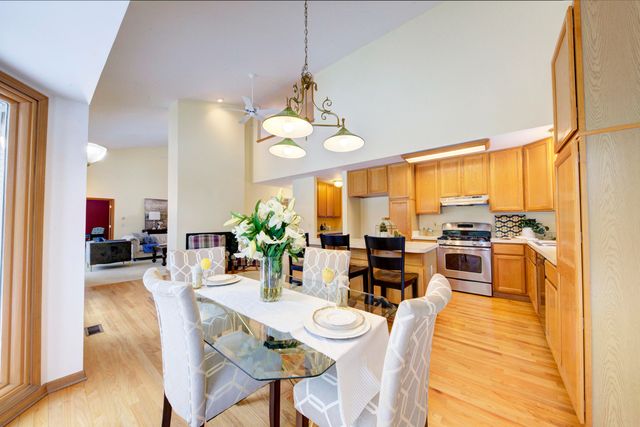 825 Brookside Drive, Ann Arbor, MI 48105