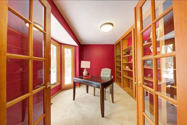 825 Brookside Drive, Ann Arbor, MI 48105