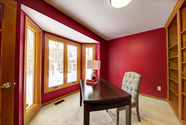 825 Brookside Drive, Ann Arbor, MI 48105