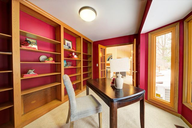 825 Brookside Drive, Ann Arbor, MI 48105