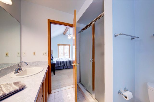 825 Brookside Drive, Ann Arbor, MI 48105