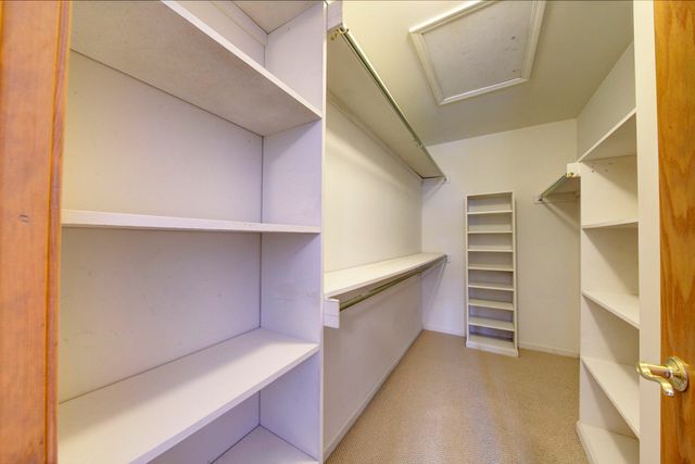 825 Brookside Drive, Ann Arbor, MI 48105