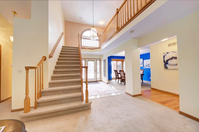 825 Brookside Drive, Ann Arbor, MI 48105