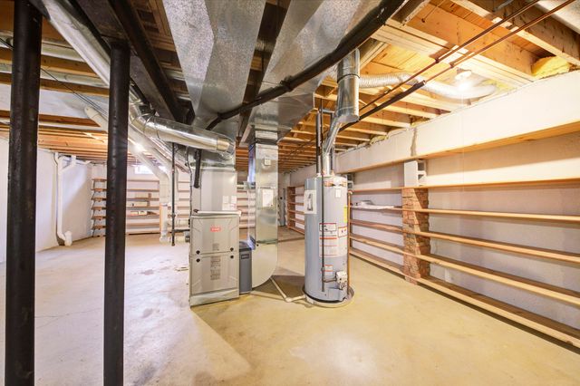 825 Brookside Drive, Ann Arbor, MI 48105