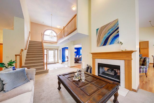 825 Brookside Drive, Ann Arbor, MI 48105