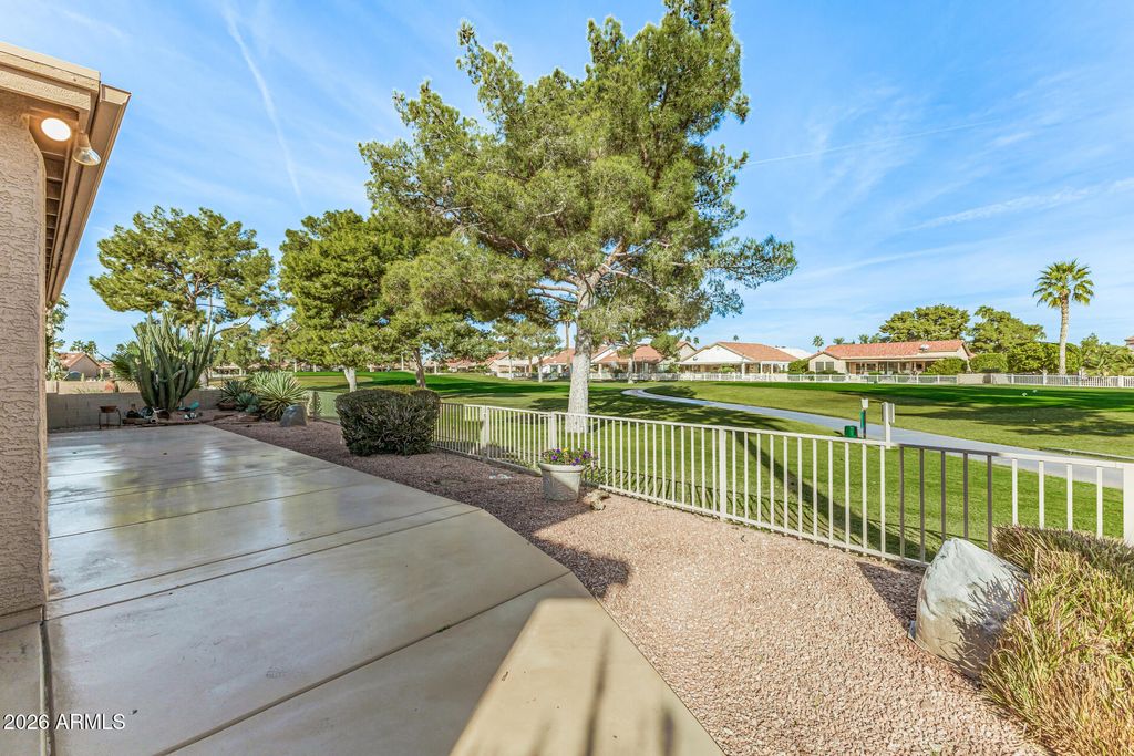 11018 E TWILIGHT Court, Sun Lakes, AZ 85248 — photo 2