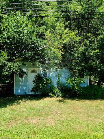6615 Flint Hill Road, Sophia, NC 27350