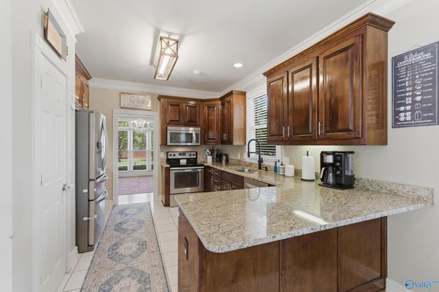 3103 Kincade Circle, Hampton Cove, AL 35763