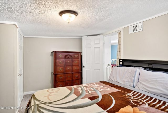 242 HOLLY Court, Jacksonville, FL 32218