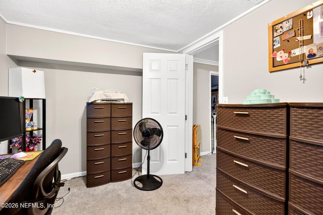 242 HOLLY Court, Jacksonville, FL 32218