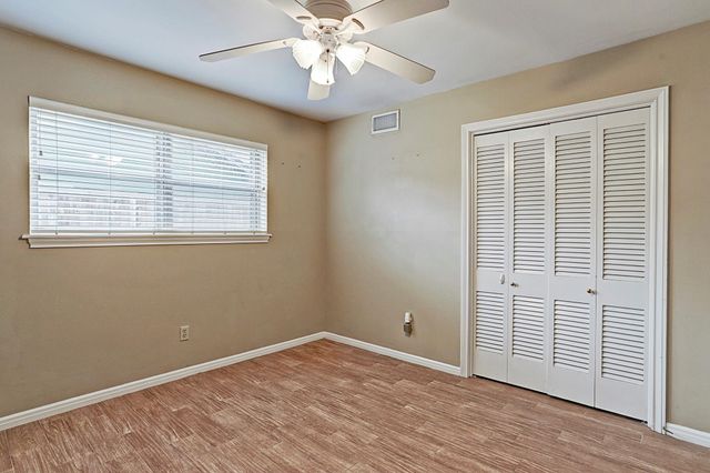 1070 Curtin Street, Houston, TX 77018