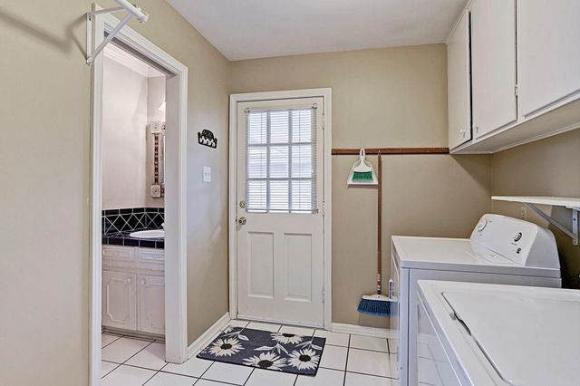 1070 Curtin Street, Houston, TX 77018