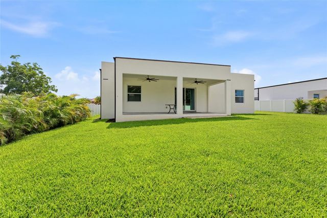 9714 VAN STREET, Tampa, FL 33615