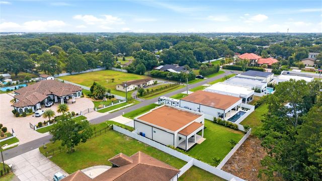 9714 VAN STREET, Tampa, FL 33615