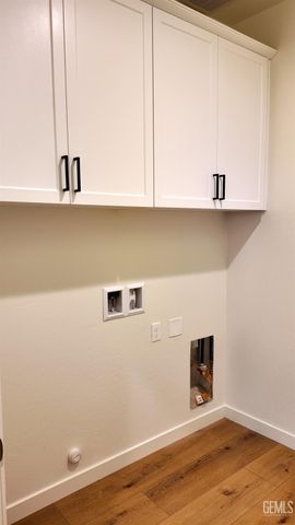 8307 Estes Park Street, Bakersfield, CA 93314