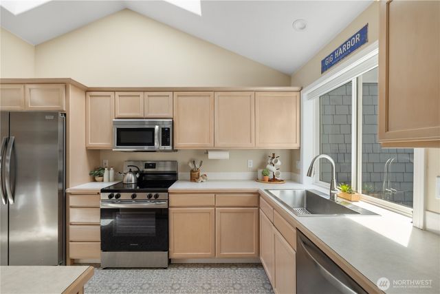 3810 100th Street, Gig Harbor, WA 98332