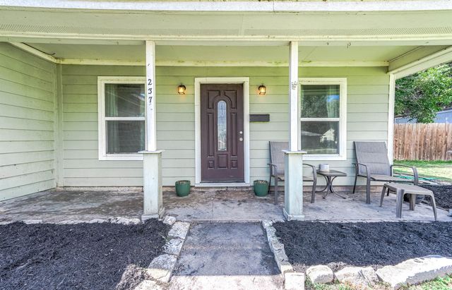 237 Mclemore Drive, Alvin, TX 77511