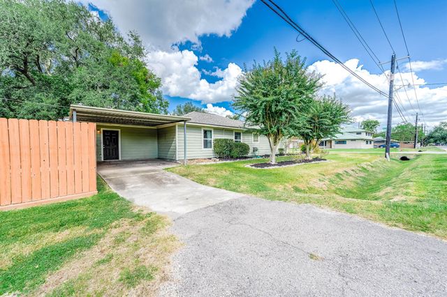 237 Mclemore Drive, Alvin, TX 77511