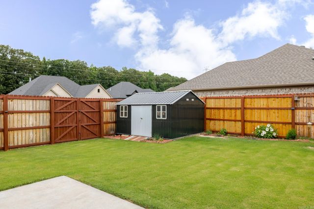 828 Millers glen Drive, Sherwood, AR 72120