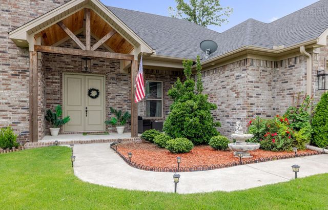 828 Millers glen Drive, Sherwood, AR 72120