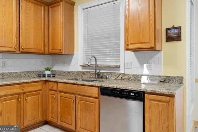 2050 Wildcat Cliffs Way, Lawrenceville, GA 30043