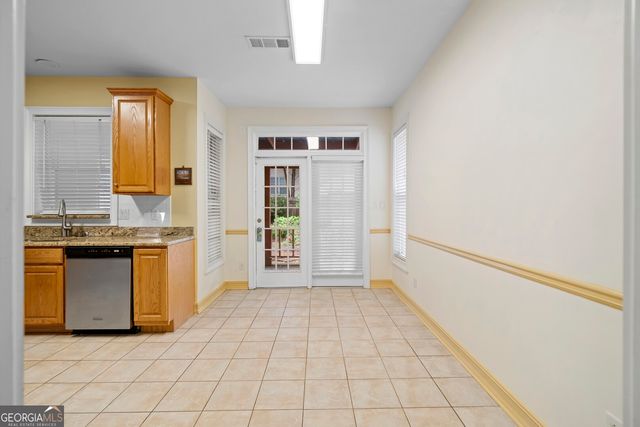 2050 Wildcat Cliffs Way, Lawrenceville, GA 30043
