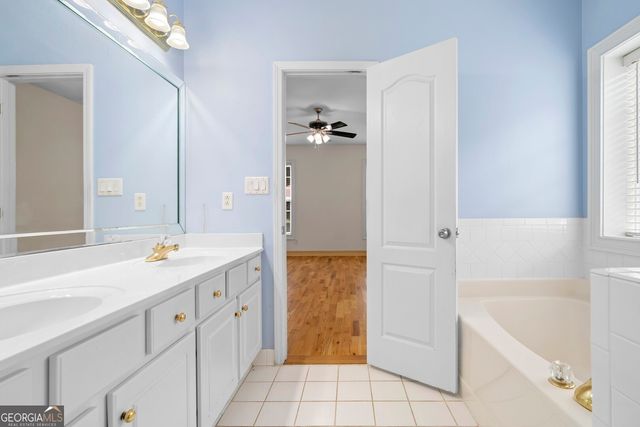 2050 Wildcat Cliffs Way, Lawrenceville, GA 30043