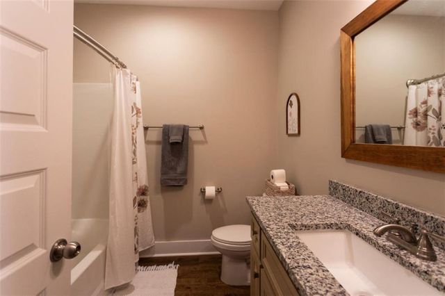 301 Savannah Drive, Mansfield, GA 30055