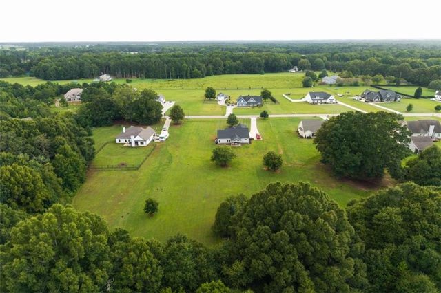 301 Savannah Drive, Mansfield, GA 30055