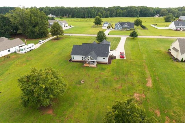301 Savannah Drive, Mansfield, GA 30055