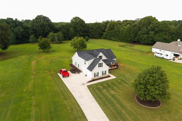 301 Savannah Drive, Mansfield, GA 30055