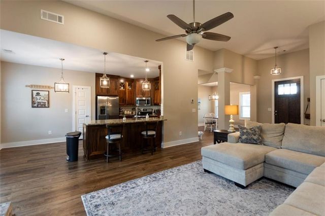 301 Savannah Drive, Mansfield, GA 30055