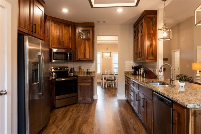 301 Savannah Drive, Mansfield, GA 30055