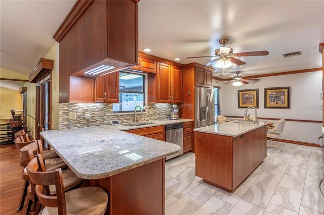 1100 PALADIN COURT, Orlando, FL 32812