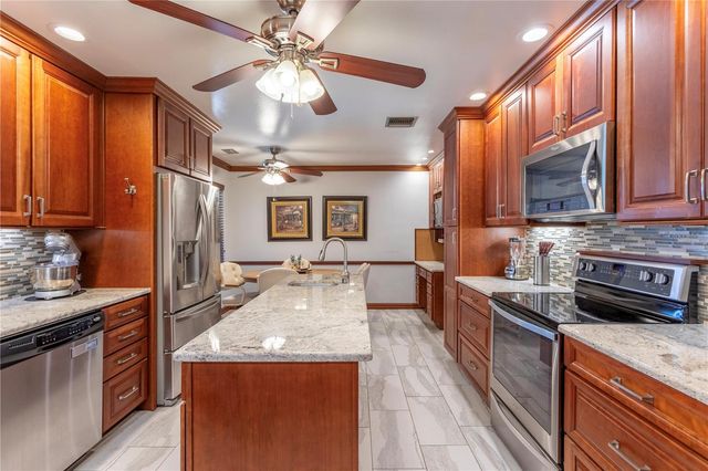 1100 PALADIN COURT, Orlando, FL 32812