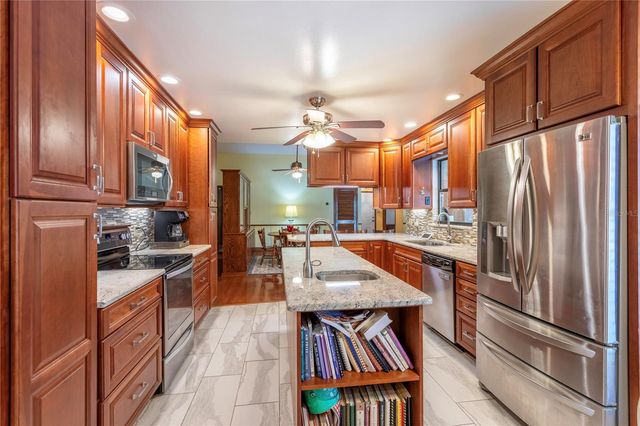 1100 PALADIN COURT, Orlando, FL 32812