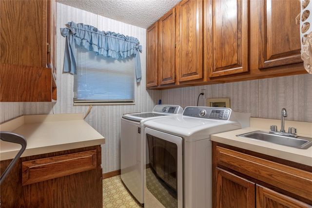 1100 PALADIN COURT, Orlando, FL 32812