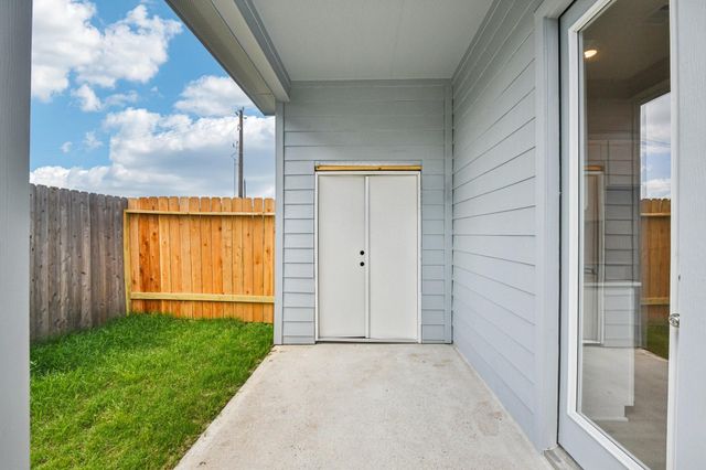 3008 La Rambla Drive, Houston, TX 77047