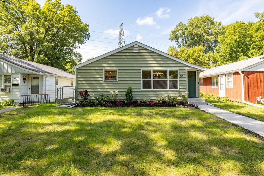 701 Vincent Avenue N, Minneapolis, MN 55411