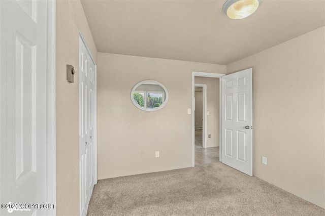 2307 W 32nd Avenue, Anchorage, AK 99517