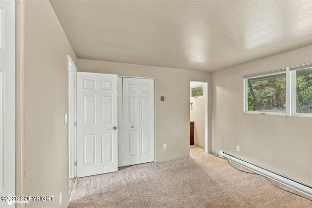 2307 W 32nd Avenue, Anchorage, AK 99517